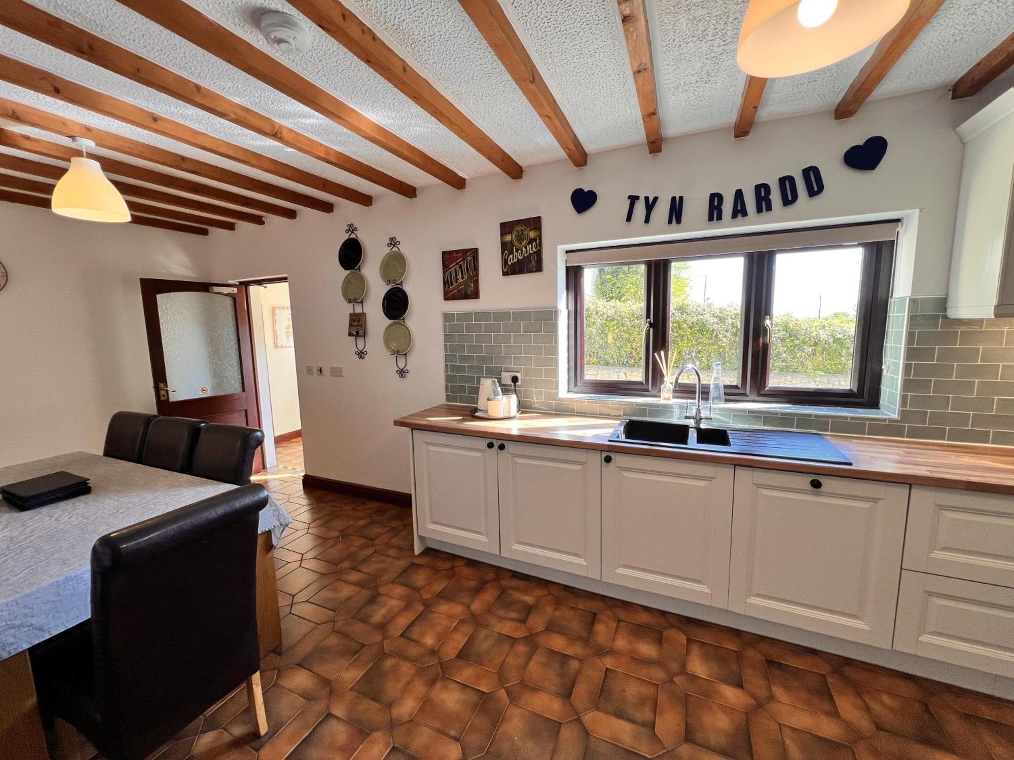 4 Bedroom Detached Farmhouse Mountain Views Beaumaris Kültér fotó